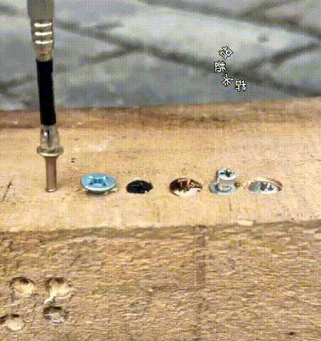 🧰⚒️ Odporna na uderzenia i antypoślizgowa końcówka wkrętaka krzyżowego, mocny magnes i supertwarde wiertło elektryczne